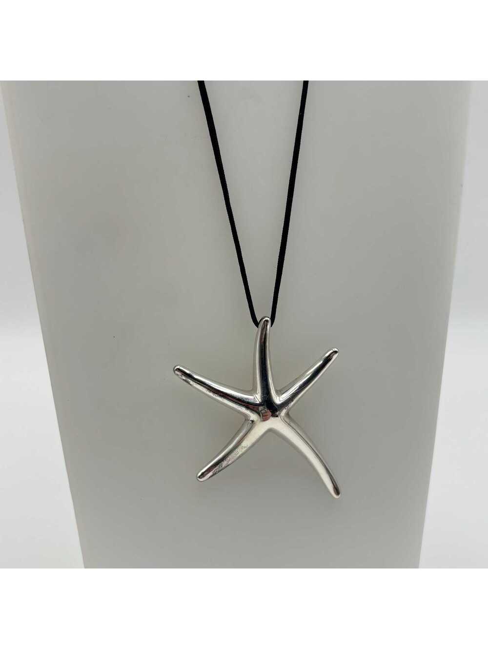 Tiffany & Co. Elsa Peretti Starfish Pendant Necklac - Picture 3 of 7